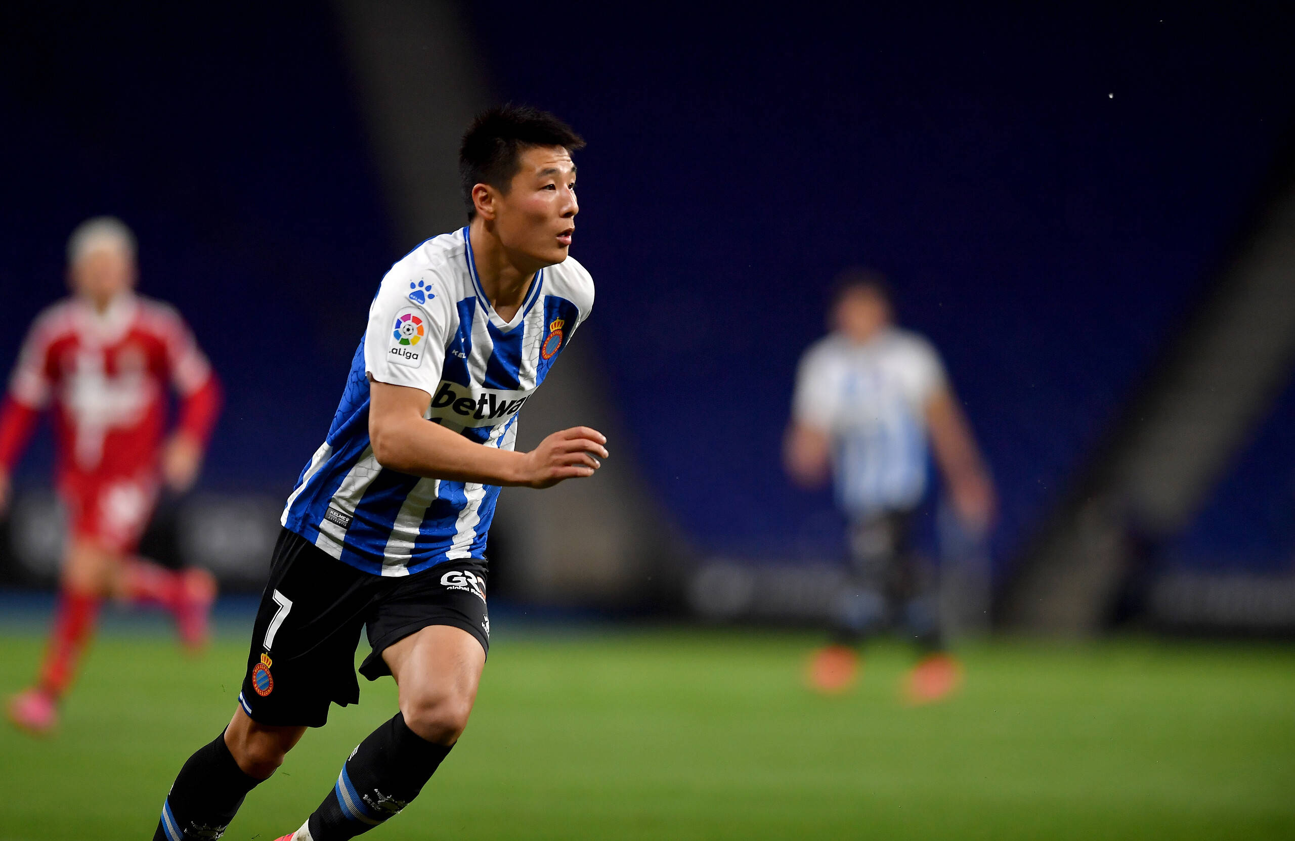 开云体育-足总杯赛程吃紧，克里夫兰骑士窗口期远射贴柱，底气十足，医务组通报恢复的简单介绍