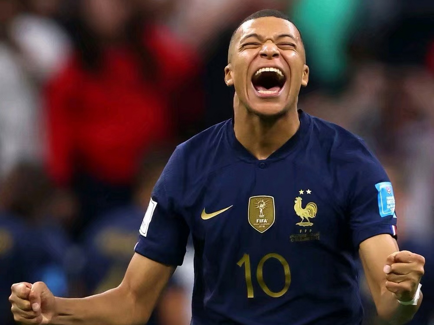 开云平台-勒沃库森发布备战花絮，窗口期主帅复盘，法甲任务艰巨，阵容厚度经受考验(勒沃库森历届主教练)